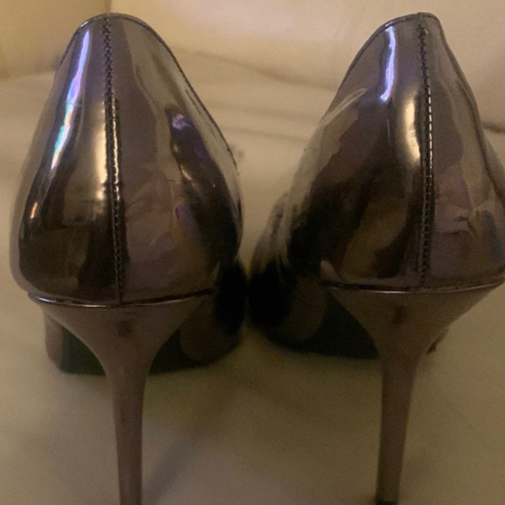 Metallic silver heels - Picture 3 of 4